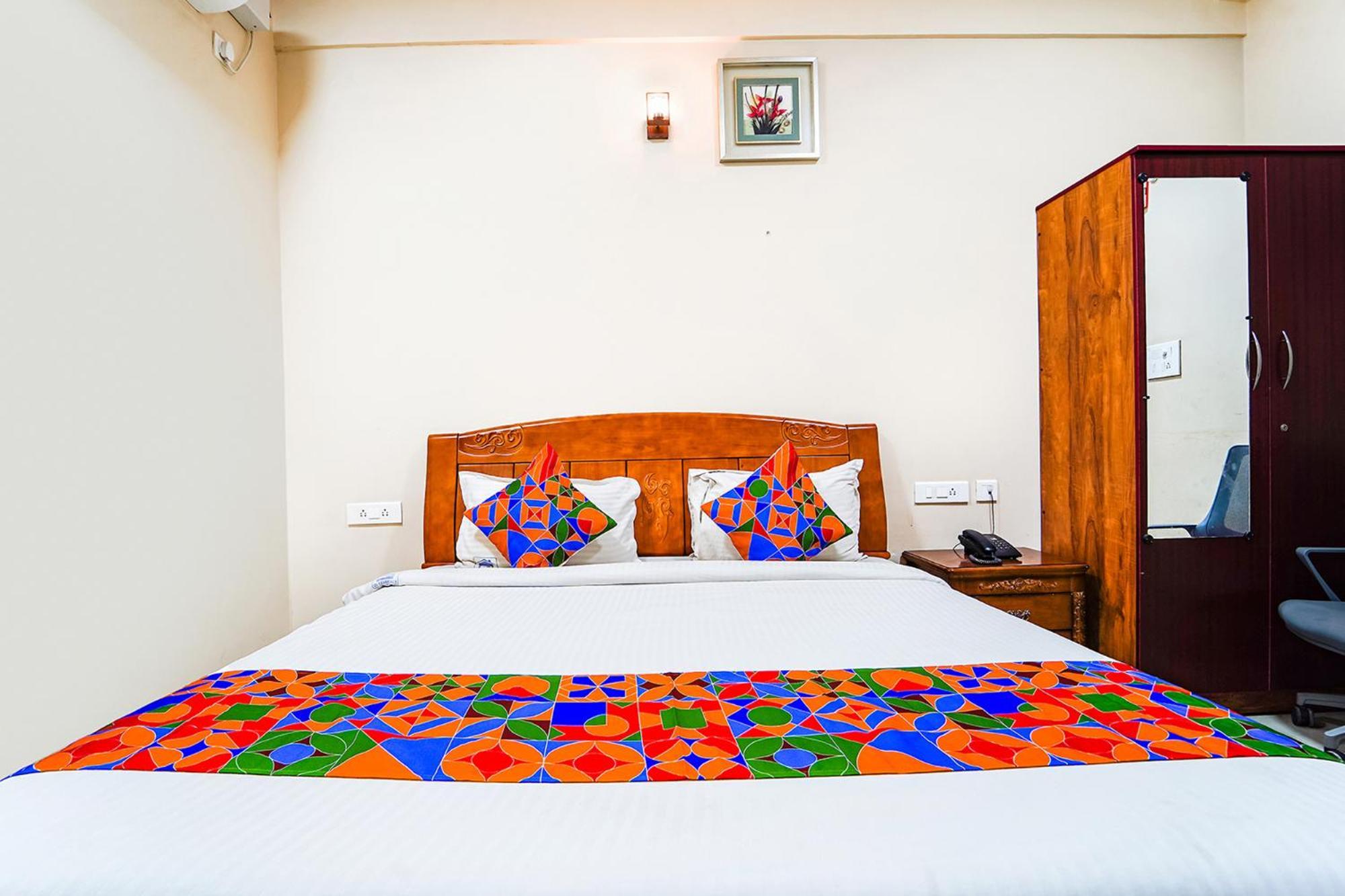 Fabexpress Uv Residency - 700M From Coimbatore International Airport Irugur Eksteriør bilde