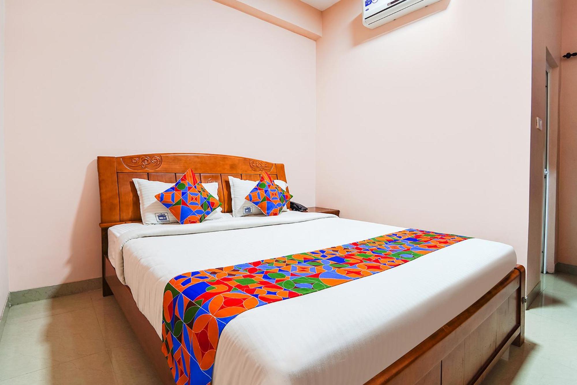 Fabexpress Uv Residency - 700M From Coimbatore International Airport Irugur Eksteriør bilde