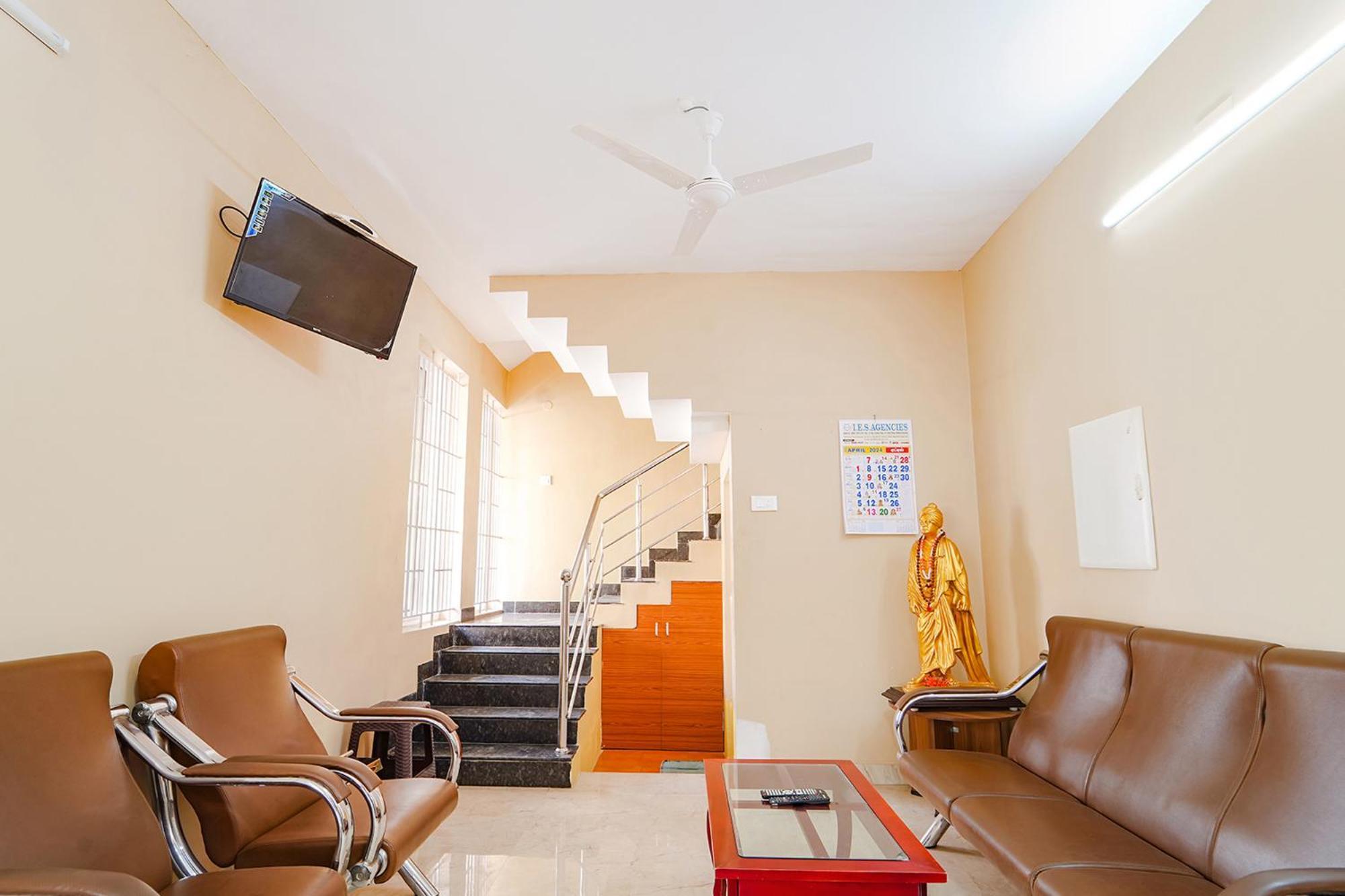 Fabexpress Uv Residency - 700M From Coimbatore International Airport Irugur Eksteriør bilde