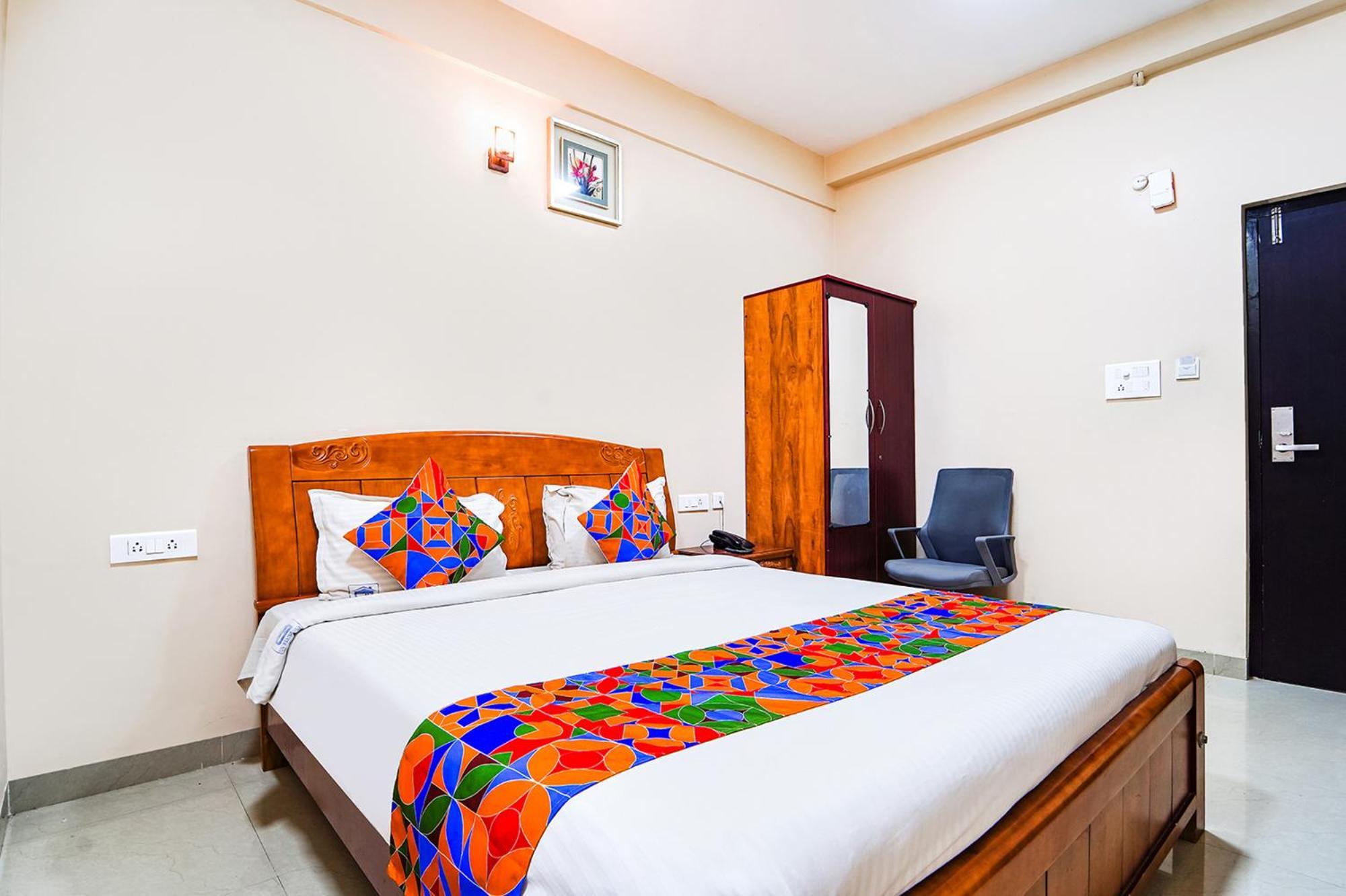 Fabexpress Uv Residency - 700M From Coimbatore International Airport Irugur Eksteriør bilde