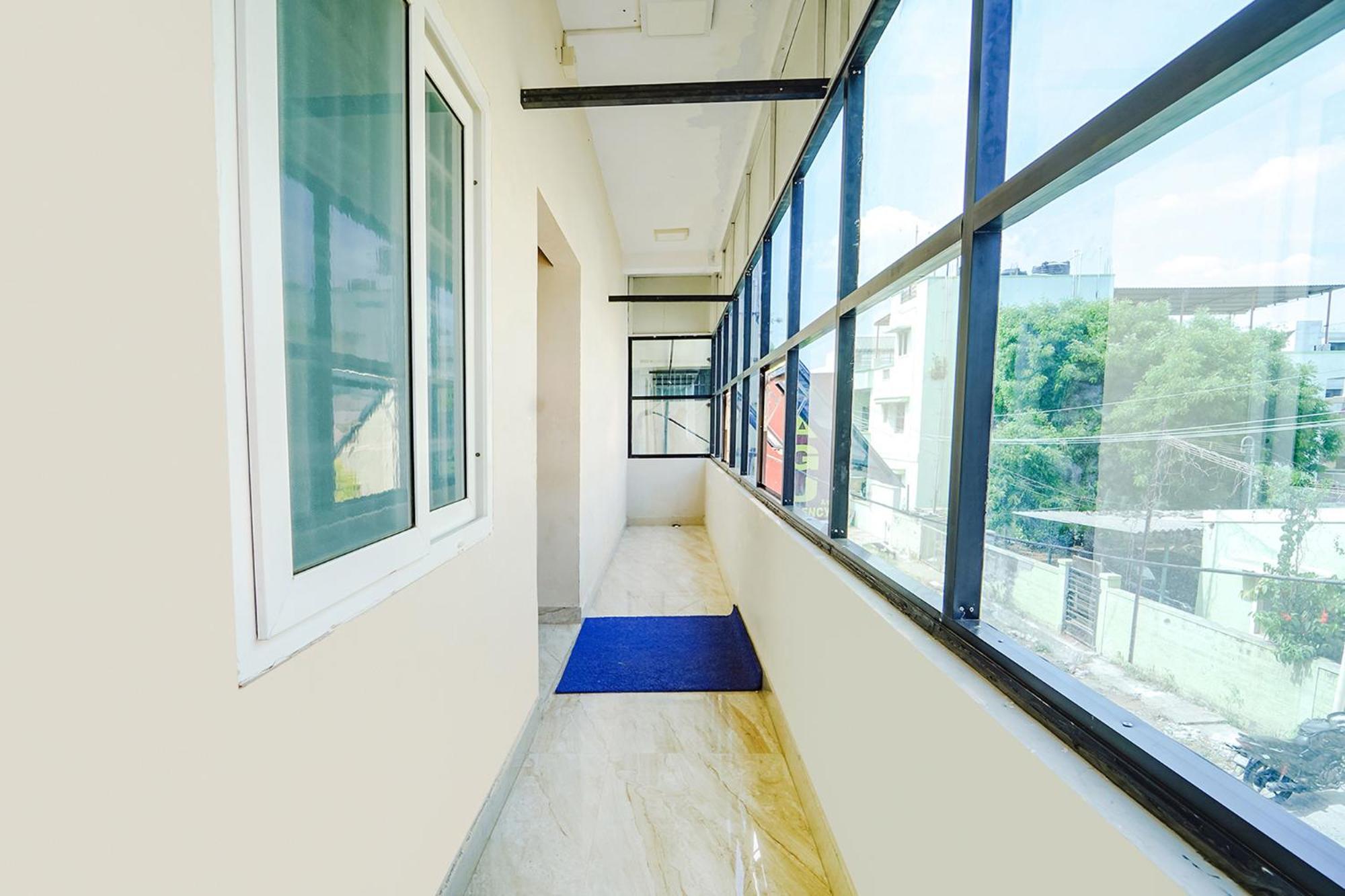 Fabexpress Uv Residency - 700M From Coimbatore International Airport Irugur Eksteriør bilde
